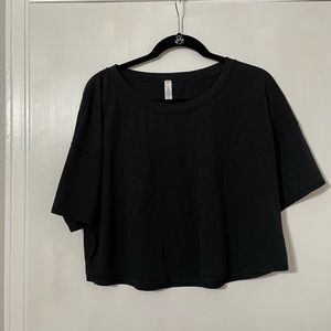 Lululemon Cropped T-Shirt